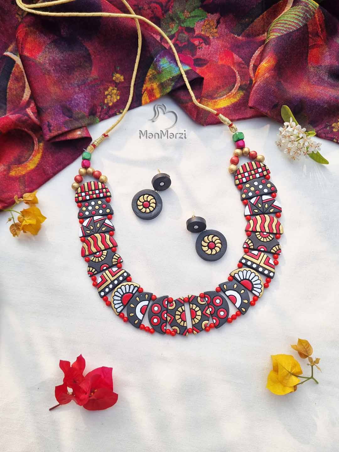 Artistic Multicoloured Handmade Terracotta Jewellery Set – Manmarzi