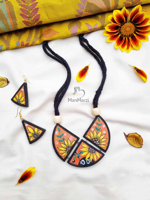 Hand-Painted Sunflower Terracotta Jewelry Set | Manmarzi