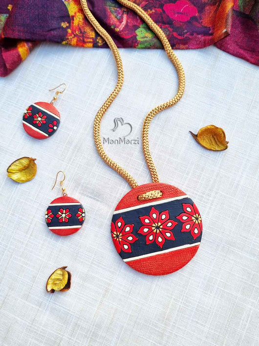 Radiant Blooms- Round Sparkling Floral Terracotta Jewellery Set