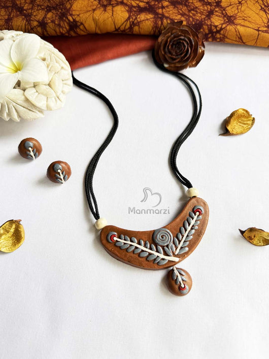 Vrinda- Handmade Terracotta Jewellery Set with Leafy Design | Manmarzi