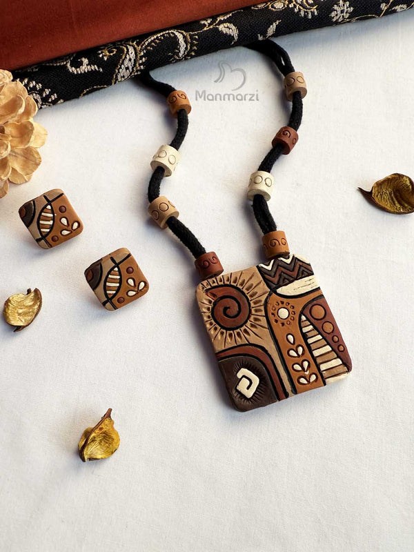 Ahalya- Terracotta Jewelry Set with Earstuds in Earthy Tones | Manmarzi
