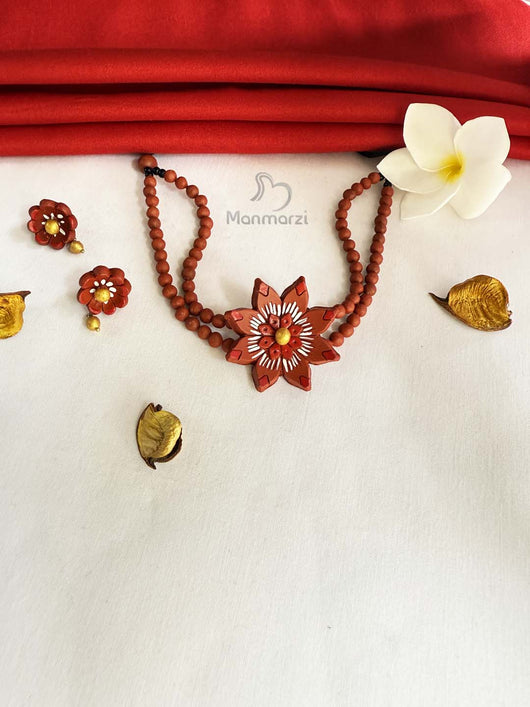 Gul- Handmade Floral Terracotta Choker With Earstud | Manmarzi