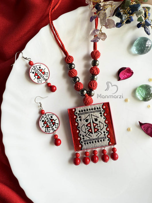 KalaManjari – Hand-painted Warli Art Glass Jewellery Set