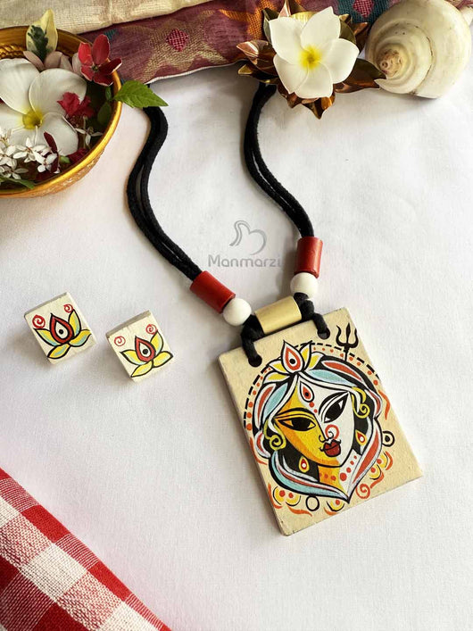 Shakti- Hand-painted Maa Durga Jewellery Set With Earstuds | Manmarzi