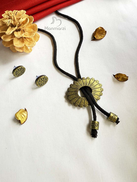 Meher- Exquisite Handcrafted Terracotta Jewellery Set With Earstuds