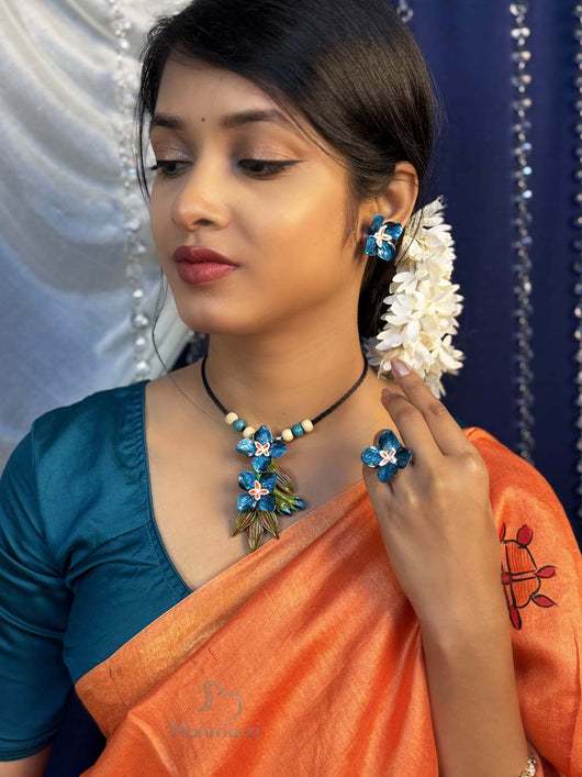 Neelanjali-  Tri Style Turquoise Flower Polymer Clay Choker | Manmarzi