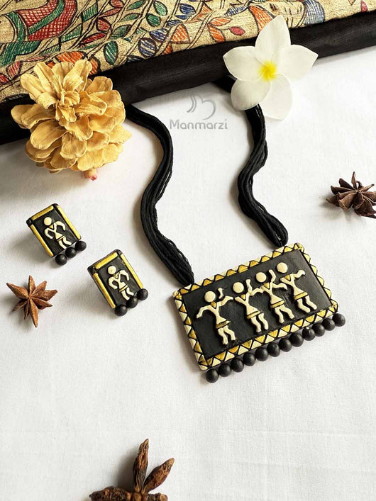Nrityalok- Hand-painted Warli Terracotta  Jewellery Set With Earstud