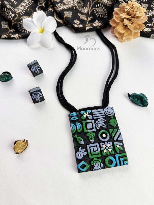 Tattva- Handcrafted Tribal Terracotta Jewellery Set With Earstuds