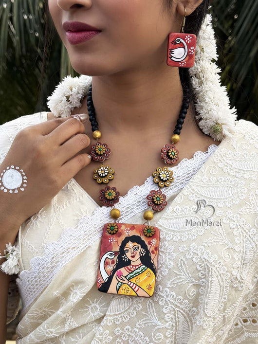 Vagdevi- Exquisite Hand-painted Terracotta Jewellery Set | Manmarzi