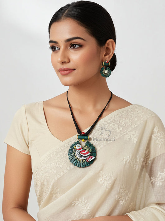 Emerald Dove Terracotta Jewellery Set from Manmarzi