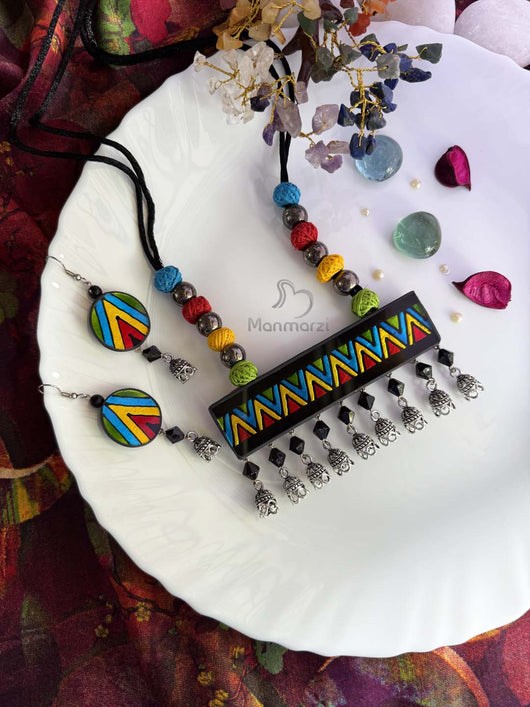 Banjaran – Handpainted Zigzag Glass Jewellery Set | Bold & Colorful