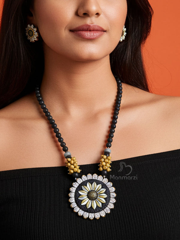 Kiranmala- Handcrafted Terracotta Jewellery Set With Floral Detailing