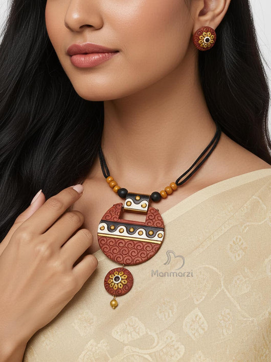 Ira- Handcrafted Terracotta Jewellery Set With Earstud | Manmarzi