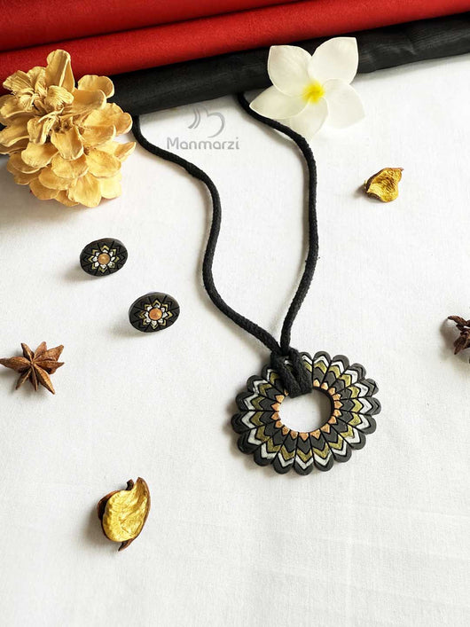 Nirali- Exquisite Black Floral Mandala Jewellery Set | Manmarzi