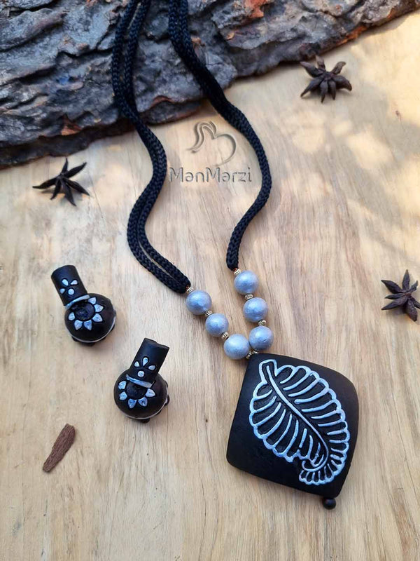 Handcrafted Black & Silver Terracotta  Jewellery Set with Leaf Motif Pendant