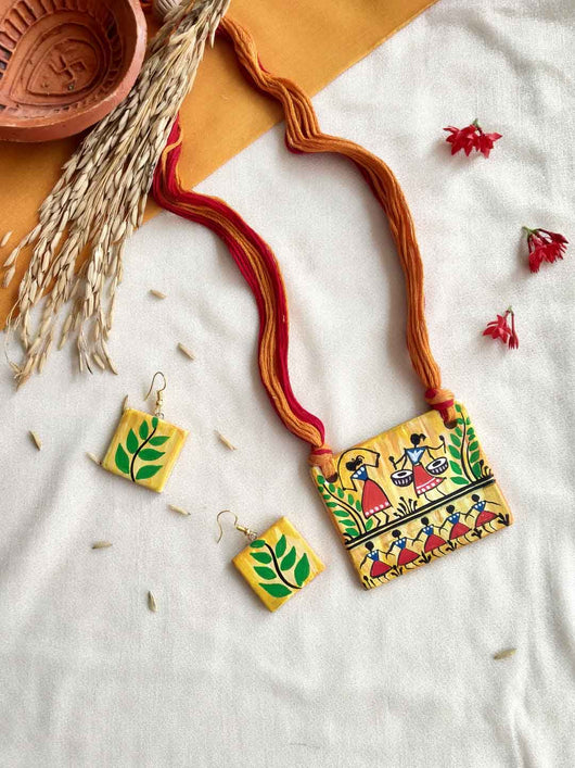 beautifull Hand Painted Terracotta  necklace set