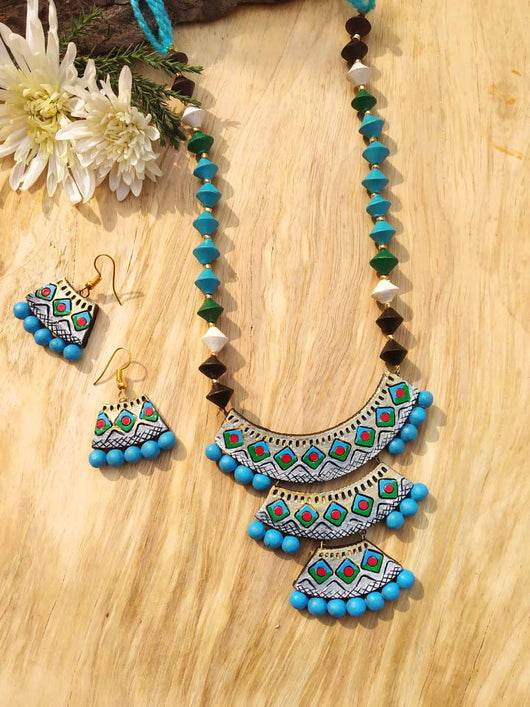 7 Powerful Eco-Friendly Clay Products https://manmarzi.com/cdn/shop/products/IMG_20220110_133452.jpg?v=1706556149&width=530&utm_source=chatgpt.com