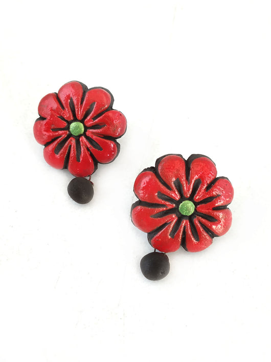 Beautifully Crafted Flower Motif Terracotta Stud Earrings