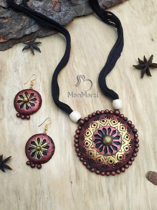 Beautifully Crafted Classic Terracotta  Jewellery Set