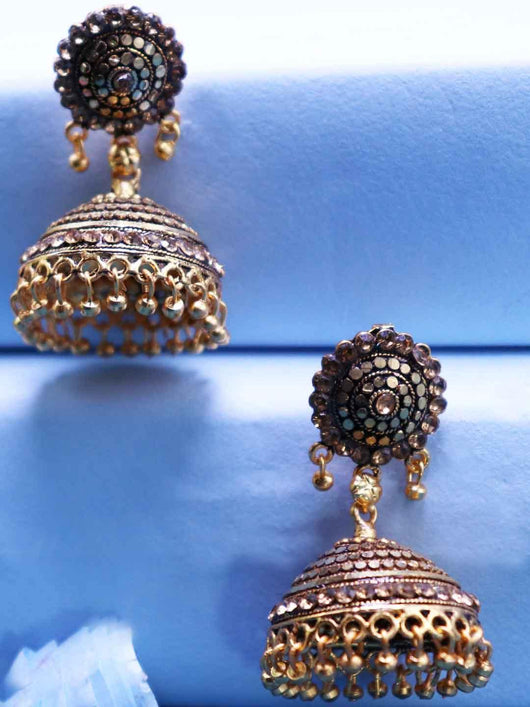 Adorable Gold Toned Jhumka - ManMarzi